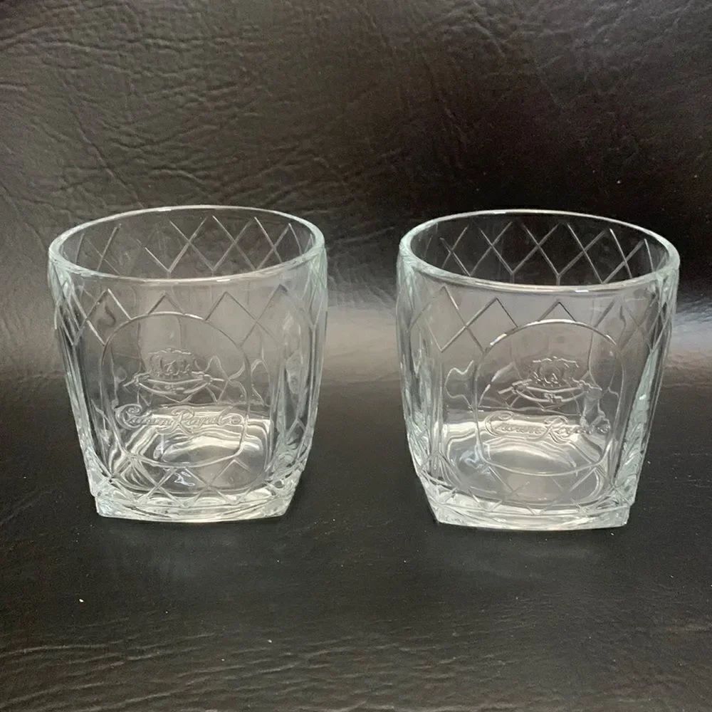 Crown Royal Whiskey 2 Glasses Embossed Stamped Diamond Cut Rocks Bar Cocktail